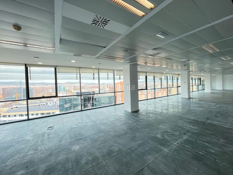 Foto 059c2a54-4afd-4789-b058-b2cc8d3a9b63. Rent office space with heating in Diagonal Mar i el Front Marítim del Poblenou Barcelona