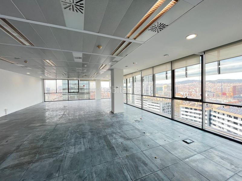 Foto 8d91c412-cd91-4840-84cf-fd3b5d89321d. Rent office space with heating in Diagonal Mar i el Front Marítim del Poblenou Barcelona