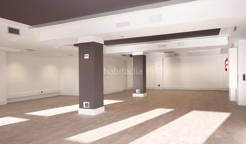 Foto f60c1302-784a-44a9-abbe-1c6a5f2090d3. Location bureau avec chauffage dans La Nova Esquerra de l´Eixample Barcelona