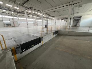 Miete Fabrikhalle  Avinguda del mogent. Nave logistica en alquiler con 4 muelles de carga-llinars del va