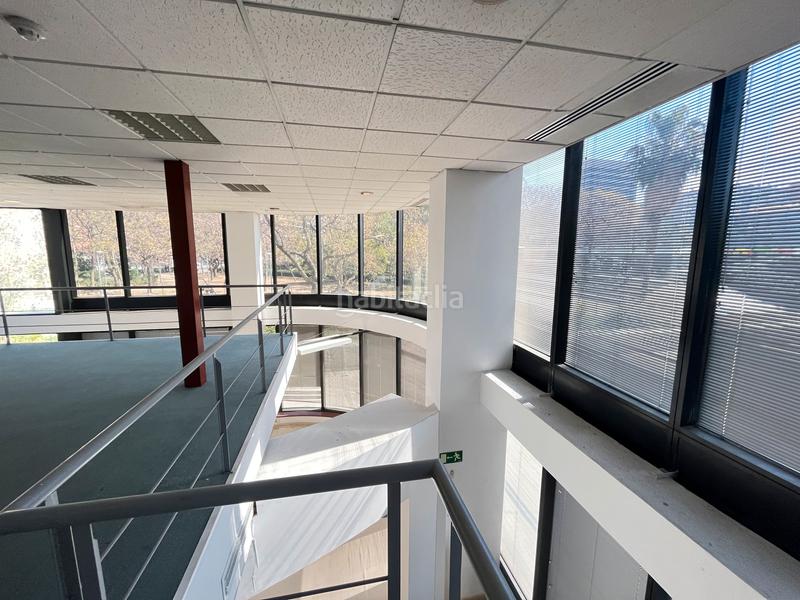 Foto de3a98d4-dd13-4574-9aeb-0cf15790293b. Rent business premise in La Bordeta Barcelona