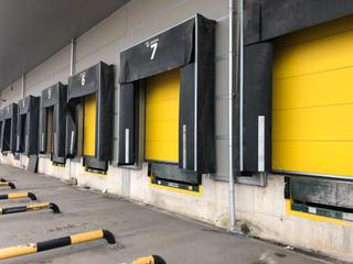 Rent Industrial building  Carrer de llevant. Nave logística en alquiler en parets del vallés