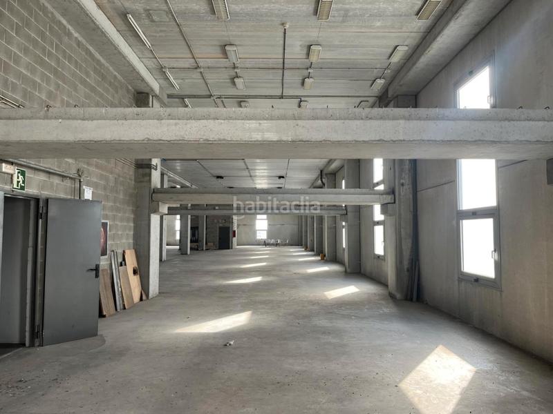 Foto d2c51605-c92f-45ef-9ee1-5633273b3468. Fabrikhalle in Provençals del Poblenou Barcelona