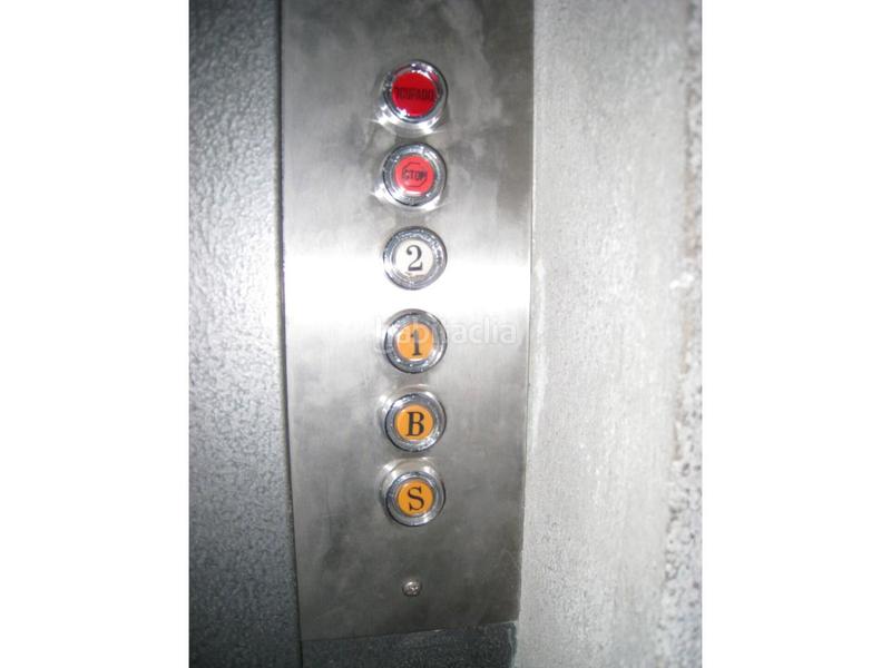 Foto dae9878f-29eb-40a6-be3d-b2f23570c019. Fabrikhalle in Provençals del Poblenou Barcelona