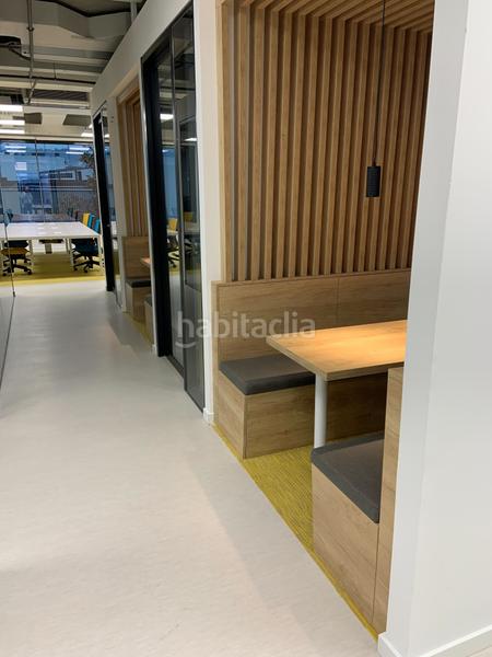 Foto de6404b0-58bd-4a7a-8a69-1252e8ba6d56. Alquiler oficina en El Parc i la Llacuna del Poblenou Barcelona