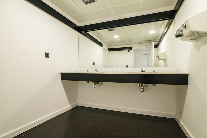 Foto 1ab675cb-94d1-42b0-acce-2e67c57b06ad. Alquiler oficina en El Parc i la Llacuna del Poblenou Barcelona