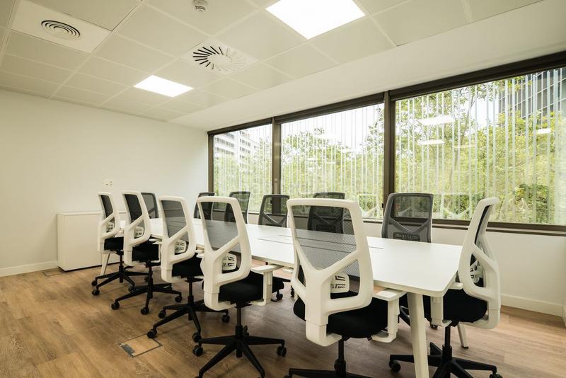 Foto dc4c01e4-403b-404f-9752-0af450745e25. Affitto ufficio con riscaldamento in El Parc i la Llacuna del Poblenou Barcelona