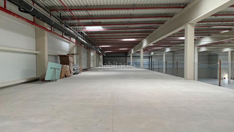 Foto 514a8dd8-ba4c-4d61-96af-5973b737794e. Location bâtiment à usage industriel avec chauffage dans Esparreguera