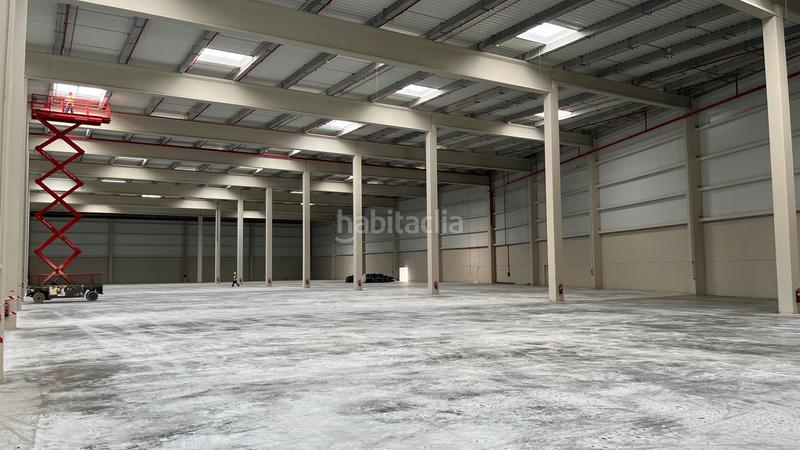 Foto 916d4868-dfd9-41ff-bcd1-579ff5dec1f1. Miete fabrikhalle mit heizung in Can Vinyals Esparreguera