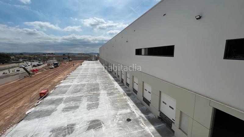 Foto 8bd5580f-2f77-4c91-a534-563db62a92a7. Rent industrial building with heating in Can Vinyals Esparreguera