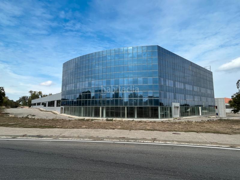 Foto 094dc65d-917d-40b1-878e-f40ab69a0f75. Lloguer edifici a Bellpuig