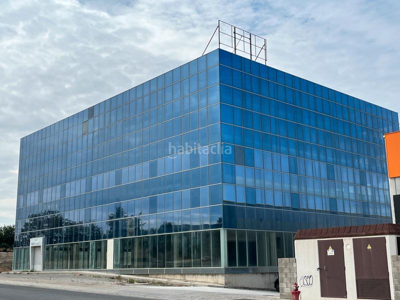 Foto 313dd1e5-ff45-431c-9457-022eccf7f358. Lloguer edifici a Bellpuig