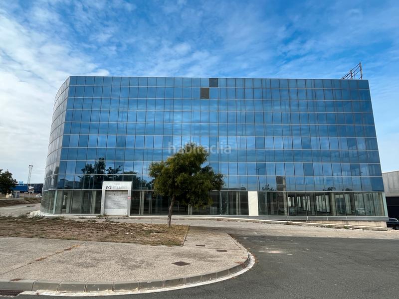 Foto c08a905b-b91c-4f49-831b-77dcea02f40b. Lloguer edifici a Bellpuig