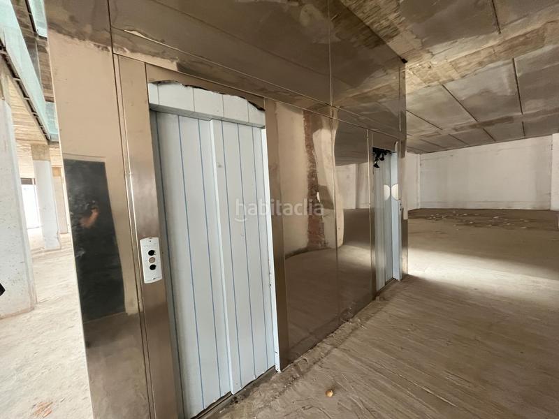 Foto cbbc7f37-f10b-43f2-8c1a-c1bb13d6e6aa. Lloguer edifici a Bellpuig