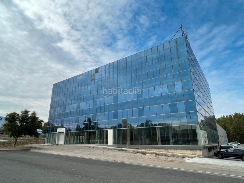 Foto f8174684-189d-4390-949e-5a02292e97c8. Lloguer edifici a Bellpuig