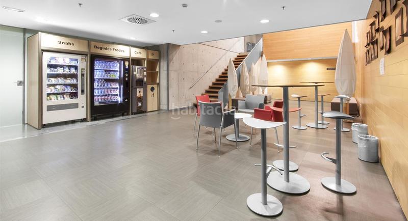 Foto 8bc478b0-3e51-49b8-a190-9663d838efb3. Miete büro mit heizung in Porta Barcelona