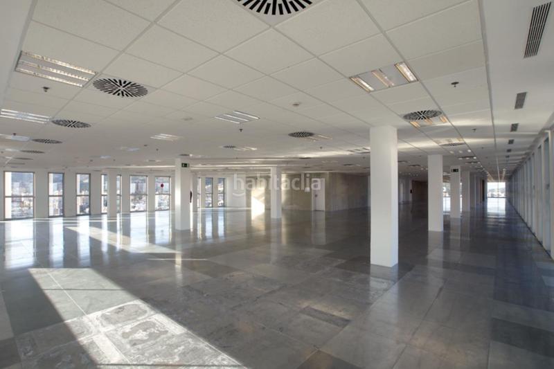 Foto 9d743c7d-0088-4249-97ac-d50dbdbefb7c. Miete büro mit heizung in Porta Barcelona