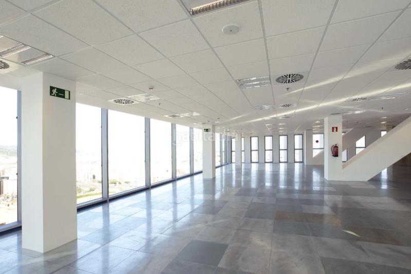 Foto b4595eb6-d18a-4ffc-83e4-2f5ea032394c. Miete büro mit heizung in Porta Barcelona