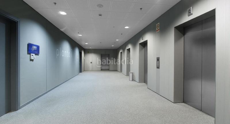 Foto e2633395-5916-435f-b5db-c9966262a1a7. Miete büro mit heizung in Porta Barcelona