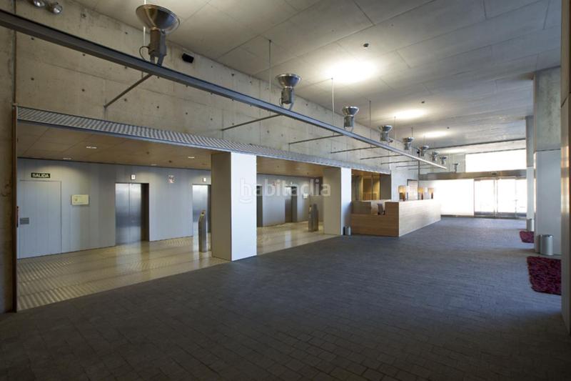 Foto 97a170cf-9d18-4454-8c54-a7cf4e3f9767. Alquiler oficina en Porta Barcelona