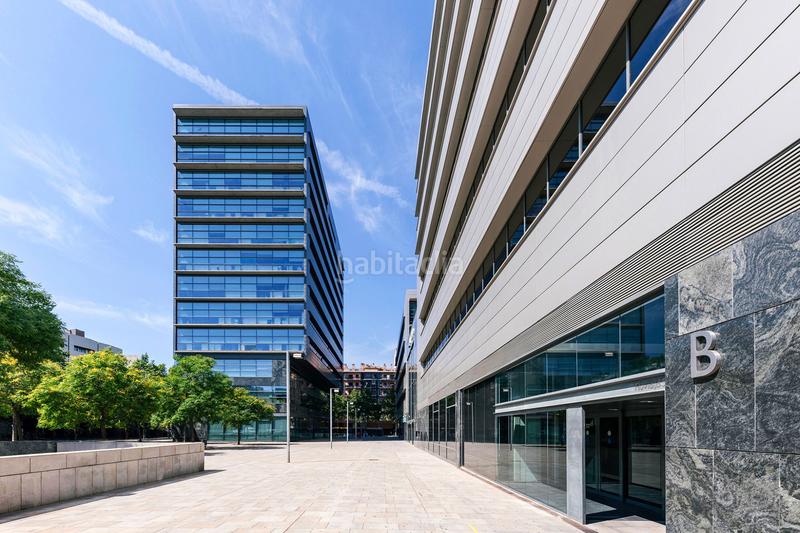 Foto 17772940-bc24-46b7-b4b0-b99d2ae79638. Rent office space with heating in Poblenou Barcelona