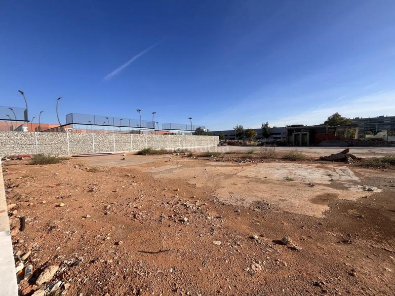 Foto f0d9c0f6-7fa4-4779-bfcc-8aa930354cf9. Miete gewerbliches grundstück in Gràcia Sabadell