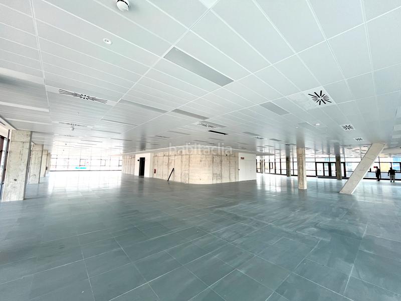 Foto 40c31a47-fed8-4294-8e1b-a8a74e60cf59. Rent office space with heating in Provençals del Poblenou Barcelona