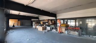Capannone industriale  Carrer de caldes. Planta industrial en venta rubí