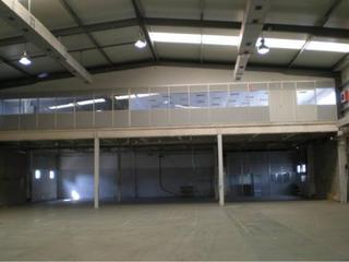 Nau industrial  Carrer isaac peral. Nave en venta en sant esteve sesrovires-inversores