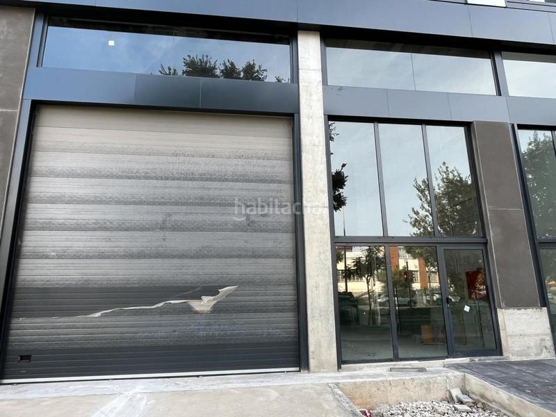 Foto 1ef5b1c1-8956-4ee5-8220-0e95bacf01fc. Affitto capannone industriale in Granvia LH Hospitalet de Llobregat (L´)