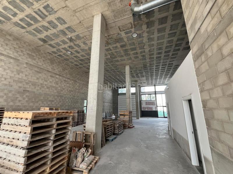 Foto f82acdbd-8334-4ef6-95a1-3aff8e8d539b. Affitto capannone industriale in Granvia LH Hospitalet de Llobregat (L´)