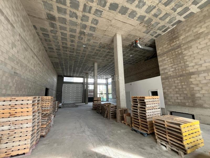 Foto a0840a36-6374-40e6-88c6-d6519f107b54. Alquiler nave industrial alquiler de nave-local industrial en l'hospitalet de llobregat en Hospitalet de Llobregat (L´)