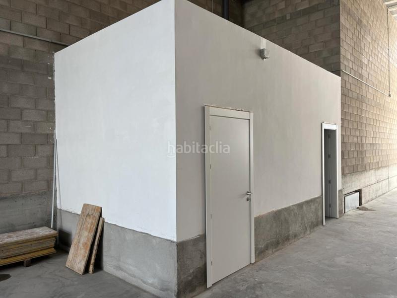 Foto 7442d42a-3b98-4532-9b77-d25740f37f8c. Location bâtiment à usage industriel dans Granvia LH Hospitalet de Llobregat (L´)