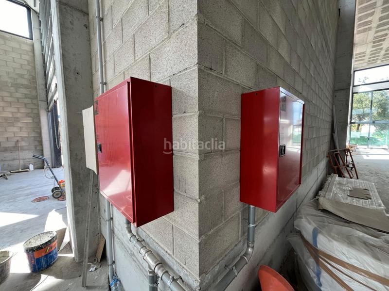 Foto ce306adf-53c5-48fa-ab84-272336dd28be. Location bâtiment à usage industriel dans Granvia LH Hospitalet de Llobregat (L´)