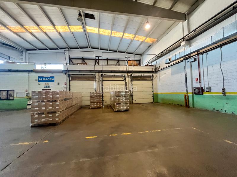 Foto d8235d29-e934-47e4-a1b3-042ce1d03849. Location bâtiment à usage industriel avec chauffage dans Barberà del Vallès