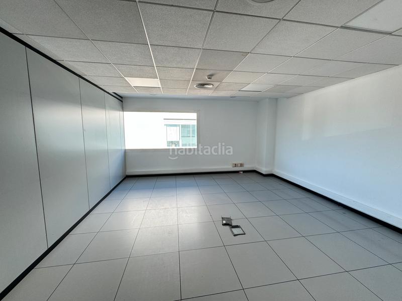 Foto 030034b2-441f-4f33-8c26-e1161ab46f84. Location bureau avec parking dans Volpelleres Sant Cugat del Vallès