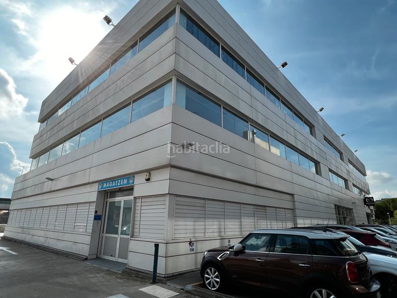Foto 4c9d7901-ee0b-4607-8e8a-23004e9c1fe2. Location bureau avec parking dans Volpelleres Sant Cugat del Vallès