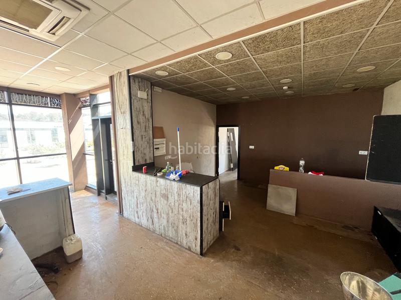 Foto ae35bf82-93fe-4741-9f97-7ab49572c493. Fabrikhalle in Sallent