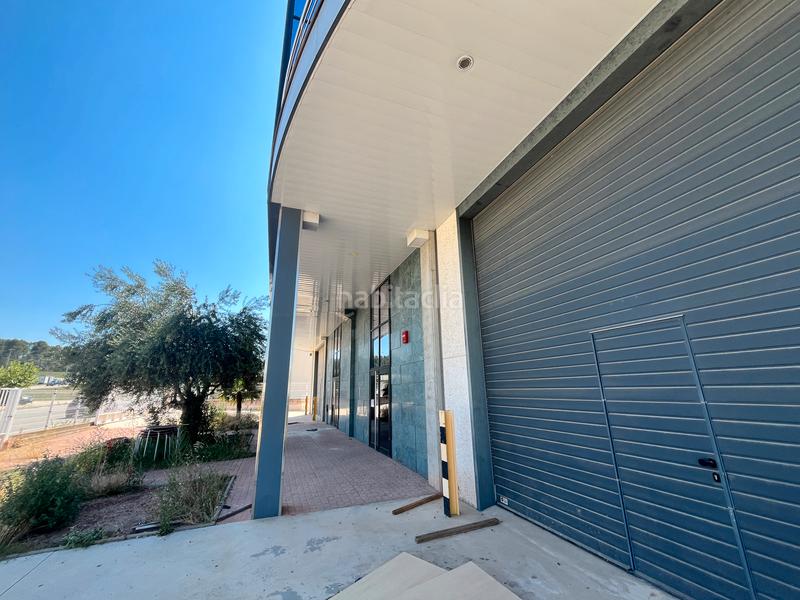 Foto c754aeb2-d6b9-490e-be32-8522fe328469. Fabrikhalle in Sallent