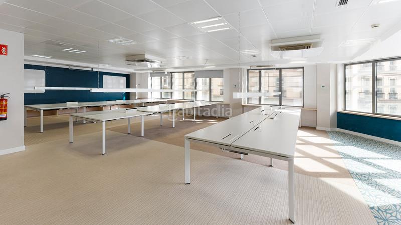 Foto bebf6dd8-8d30-4d51-90b0-814ec0a84888. Rent office space with parking in Dreta de l´Eixample Barcelona