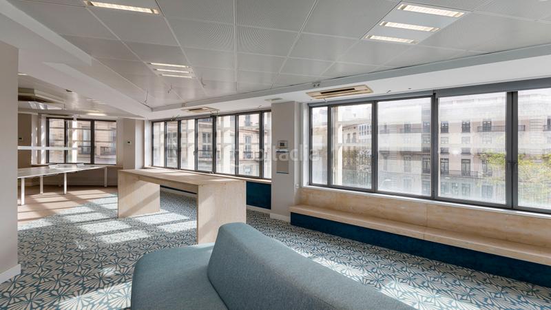 Foto cfd6d668-3169-4ab7-9c57-a1cad18baa5b. Rent office space with parking in Dreta de l´Eixample Barcelona