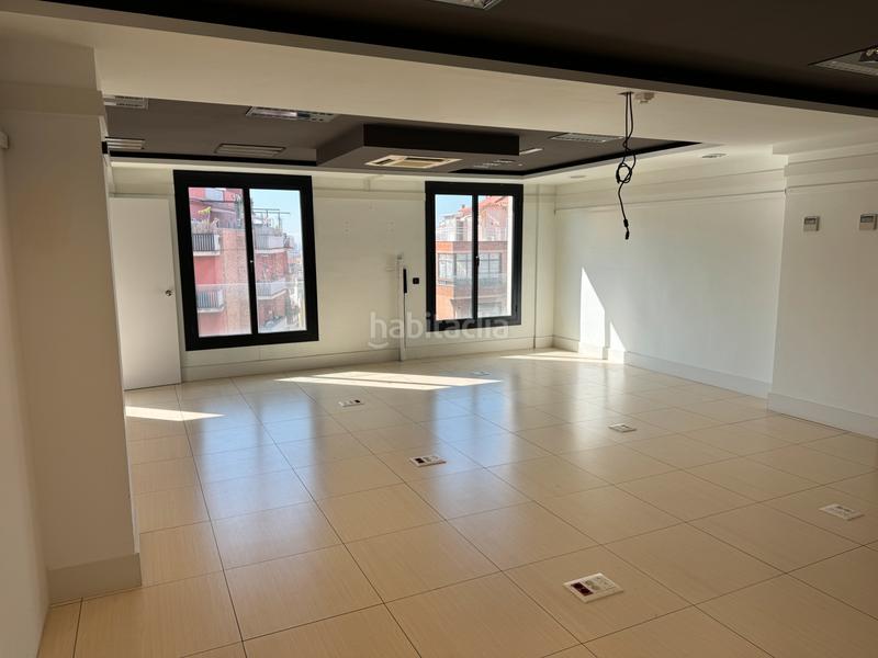 Foto 4634a981-ef4d-42ae-9e1b-7a3edf3a7ac4. Miete büro mit heizung in Sant Ramon - Maternitat Barcelona
