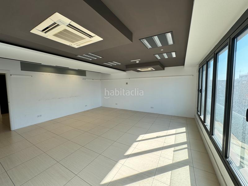 Foto 359f96d9-88a0-4893-b57c-6248470d71ae. Rent office space with heating in Sant Ramon - Maternitat Barcelona