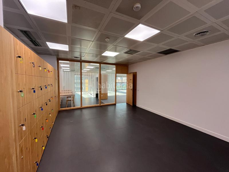 Foto 04e9ea82-7a51-48bb-bdc8-f51569bae754. Location bureau avec chauffage parking dans Hostafrancs Barcelona