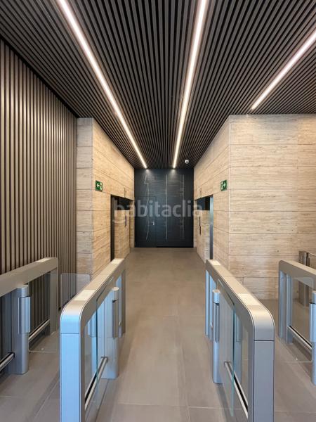 Foto 5f4e49f9-1714-417e-986f-4fc3b9cd7d1d. Location bureau avec chauffage parking dans Hostafrancs Barcelona