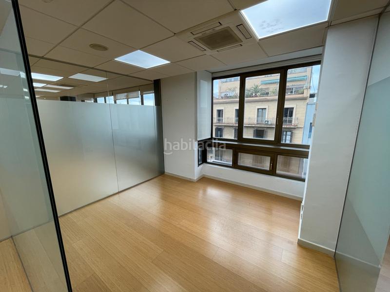 Foto 6ac862ed-871e-4f71-8a42-176e52075f03. Rent office space with heating in L´Antiga Esquerra de l´Eixample Barcelona