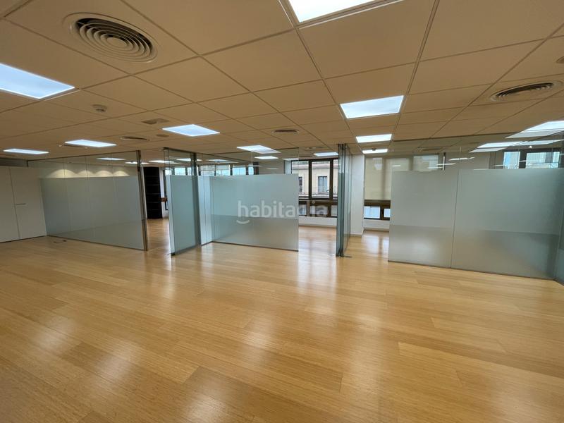 Foto 70874b5d-e12e-45b2-bc05-beeb421f2ba9. Rent office space with heating in L´Antiga Esquerra de l´Eixample Barcelona