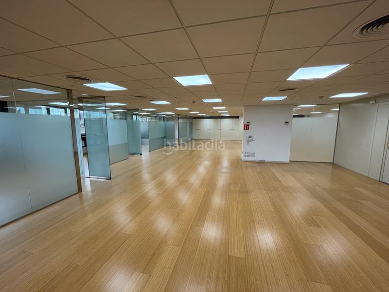 Foto 8bdf61ce-a7e5-4a44-968d-349d306653fe. Rent office space with heating in L´Antiga Esquerra de l´Eixample Barcelona