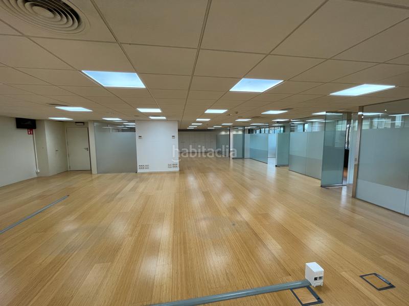 Foto b4f5564e-1133-49e3-995d-a28bde5cb9d5. Rent office space with heating in L´Antiga Esquerra de l´Eixample Barcelona