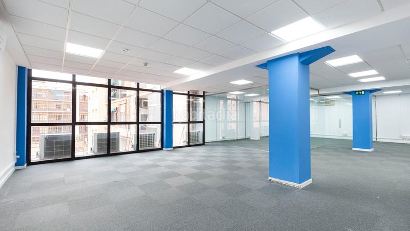 Foto 44c82974-e028-4b7a-82a3-eef838765958. Rent office space with heating in Sant Antoni Barcelona